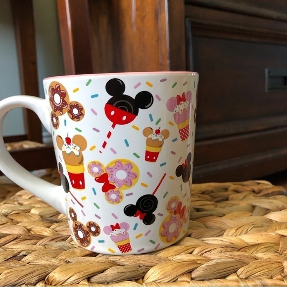 Disney Mickey Mouse Desserts ceramic Mug - Picture 1 of 6